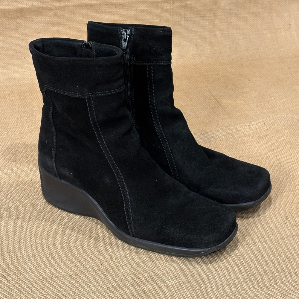 La Canadienne Ankle Boots Womens 9.5 M Black Suede Wedge Zip Y2K Minimalist